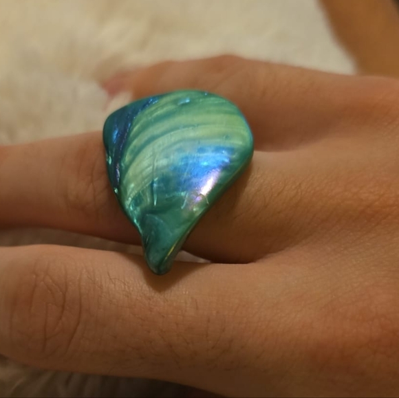 Green beautiful rig size is spandable - Picture 1 of 5